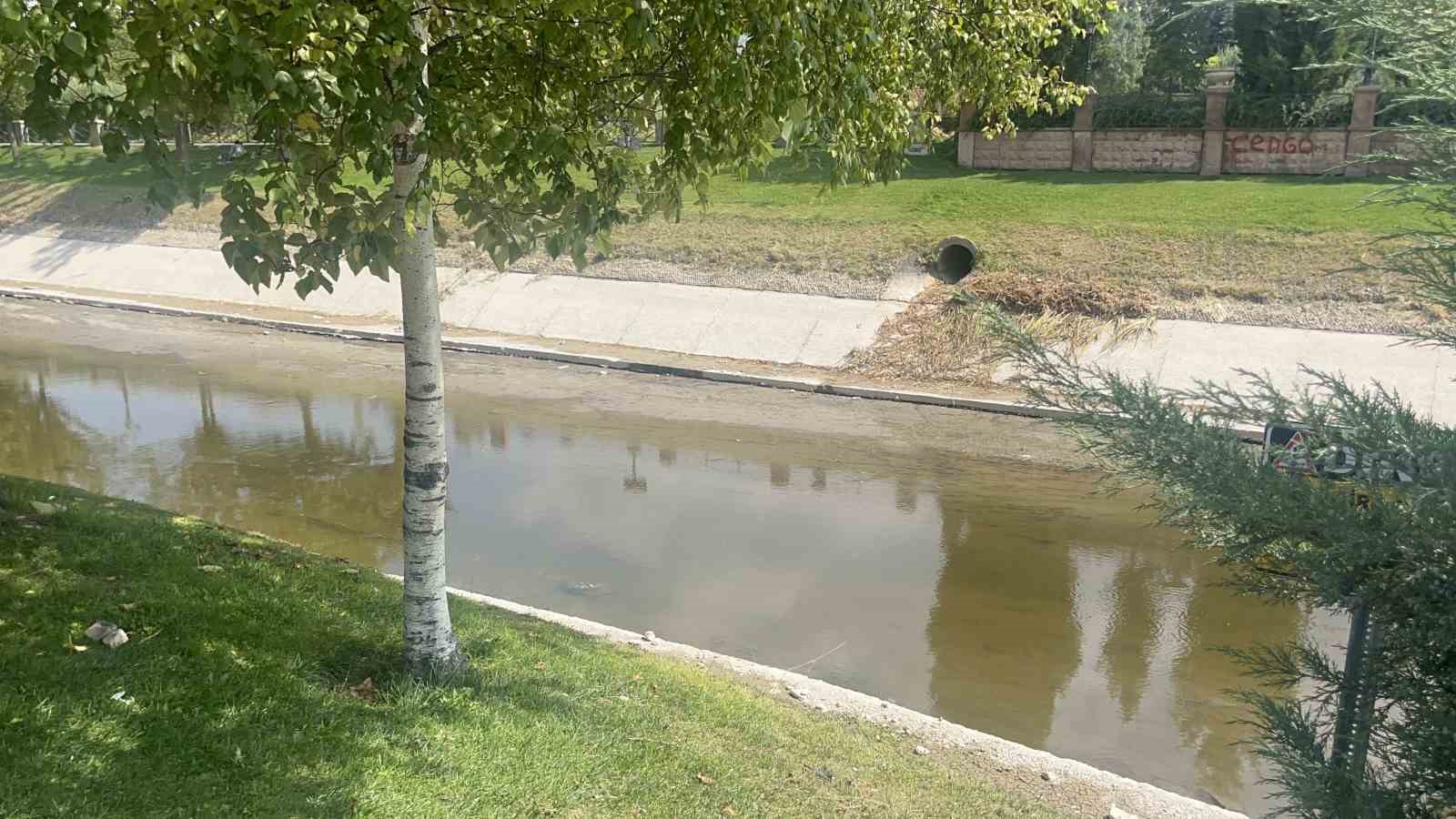 porsuk-cayinin-su-seviyesi-azaldi