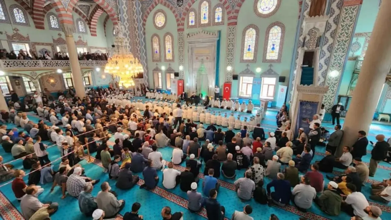 eskisehirde-hafizlik-icazet-merasimi-gerceklestirldi