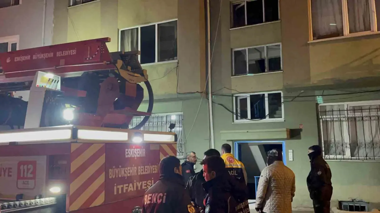 eskisehirde-yangin-panigi