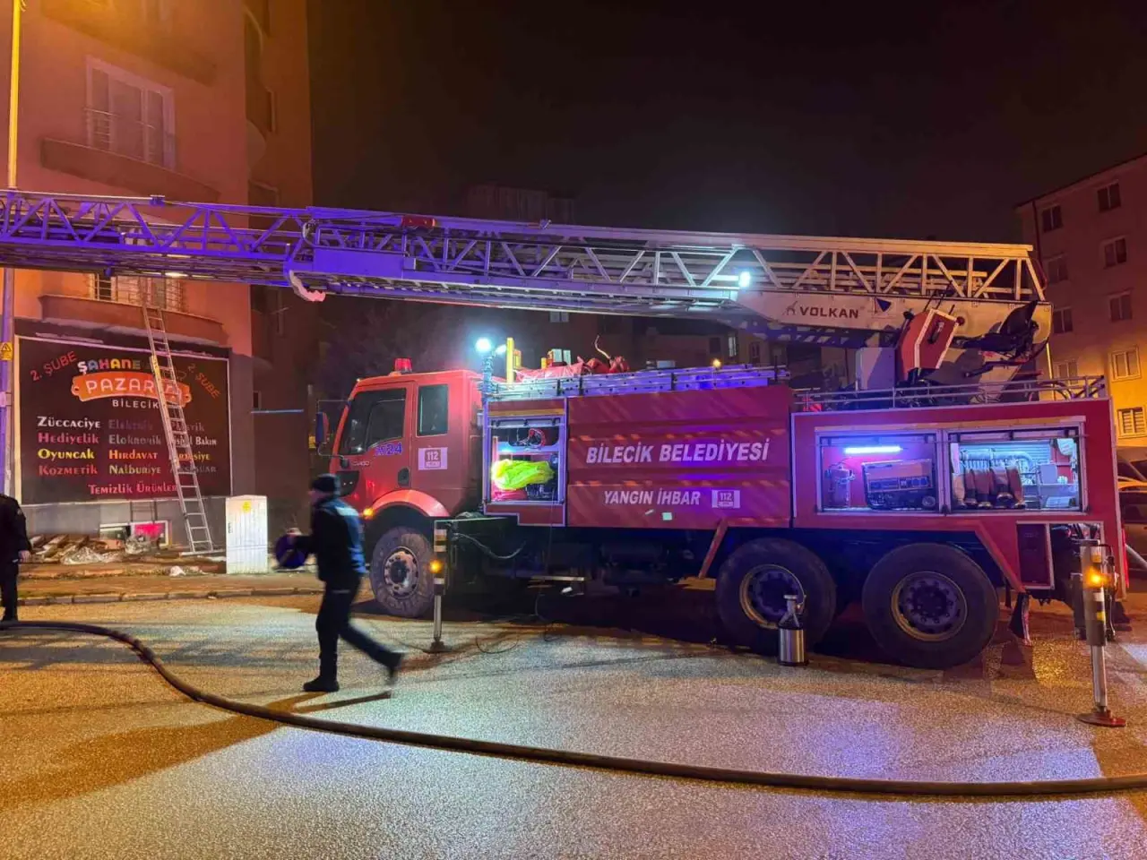 bilecikte-cikan-yanginda-5-kisi-dumandan-etkilendi