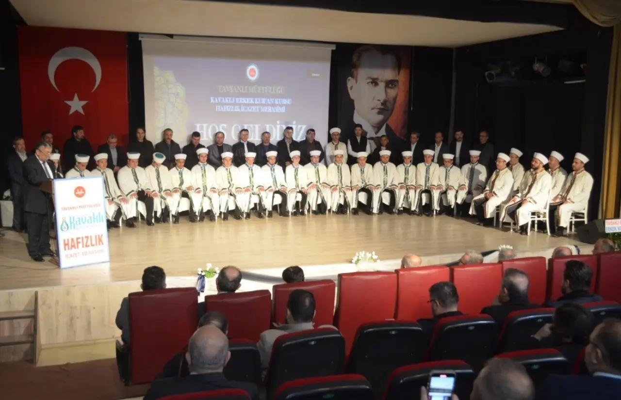 tavsanlida-19-hafiz-belgelerini-aldi