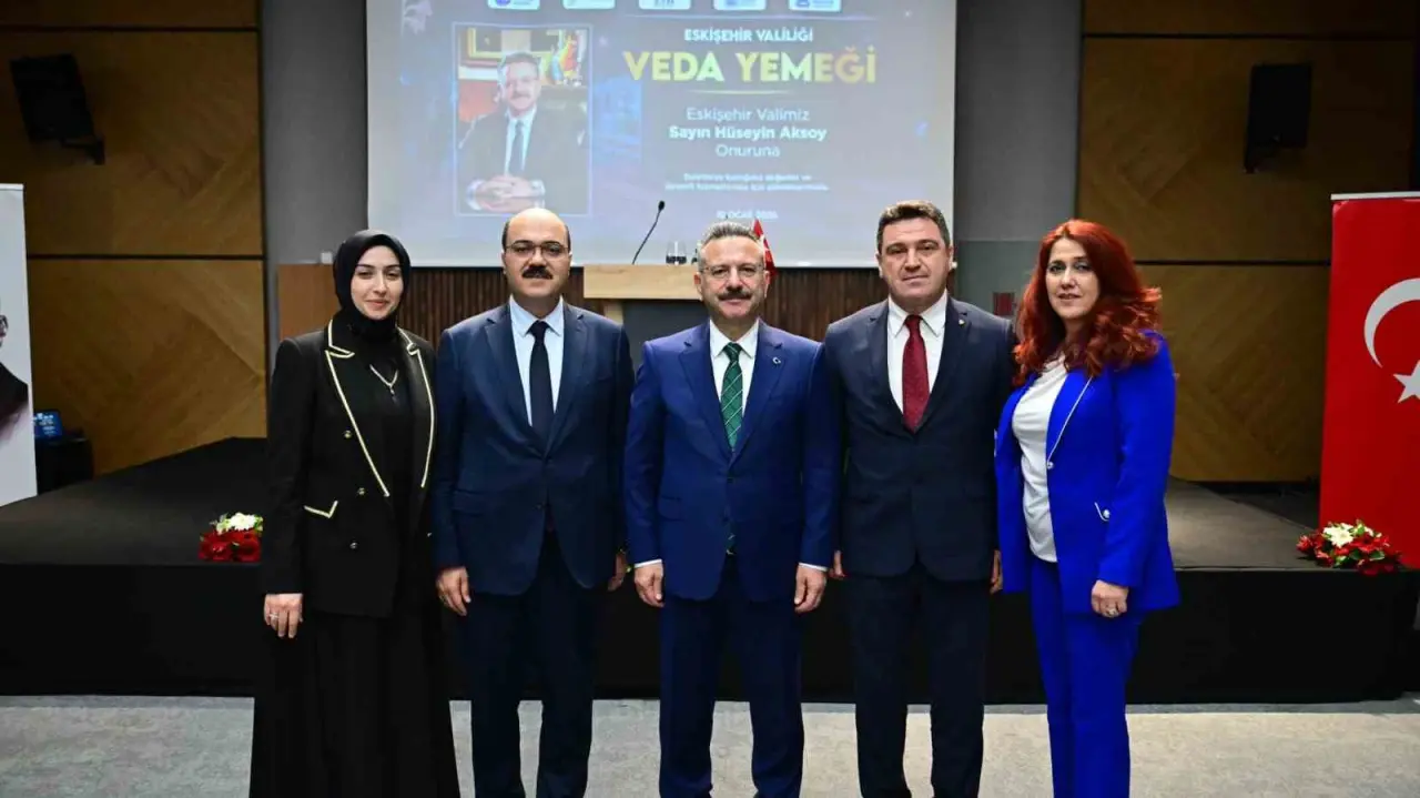 eskisehir-valisi-aksoy-kapim-eskisehirlilere-her-zaman-acik