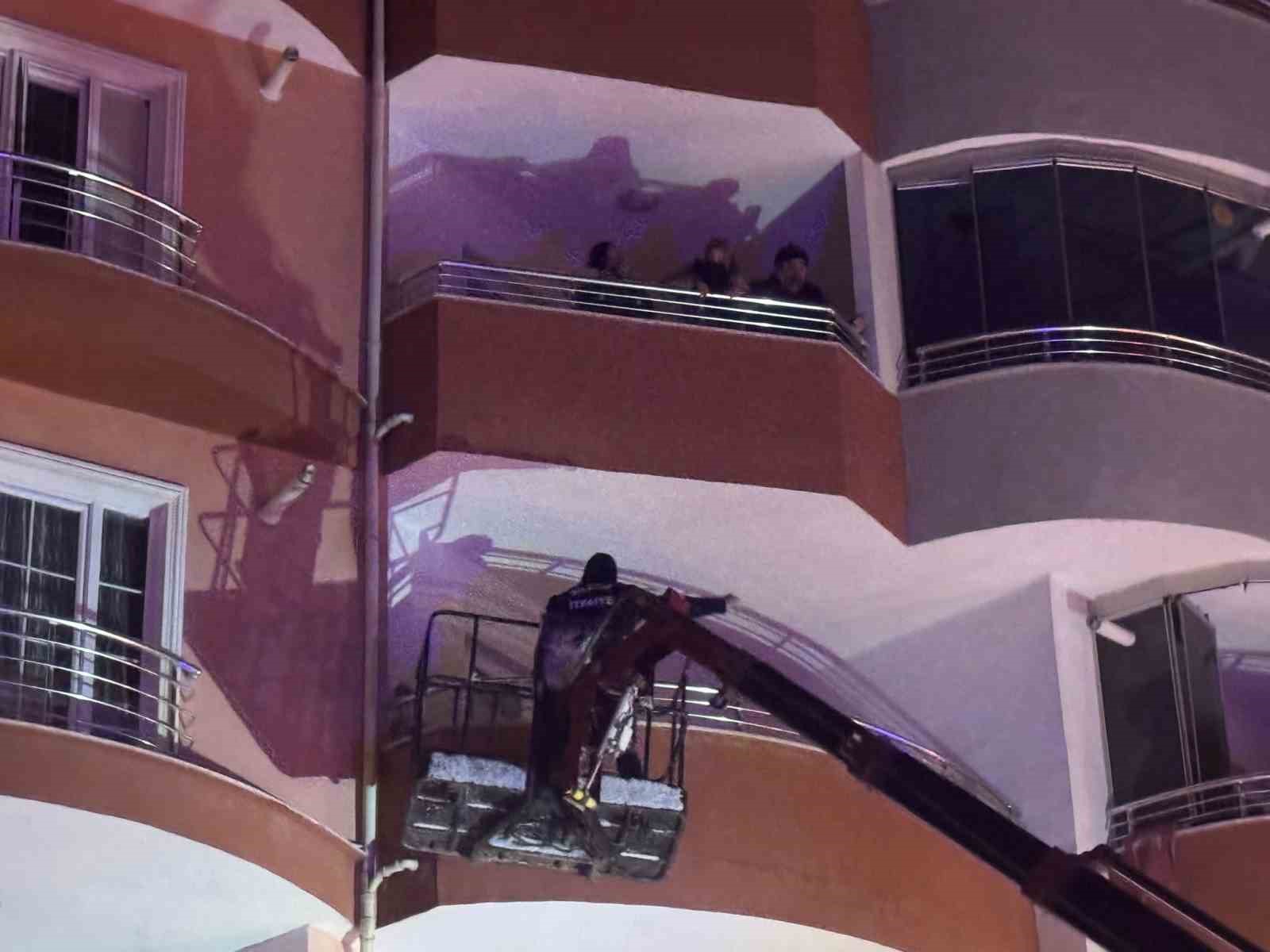 bilecikte-cikan-yanginda-5-kisi-dumandan-etkilendi