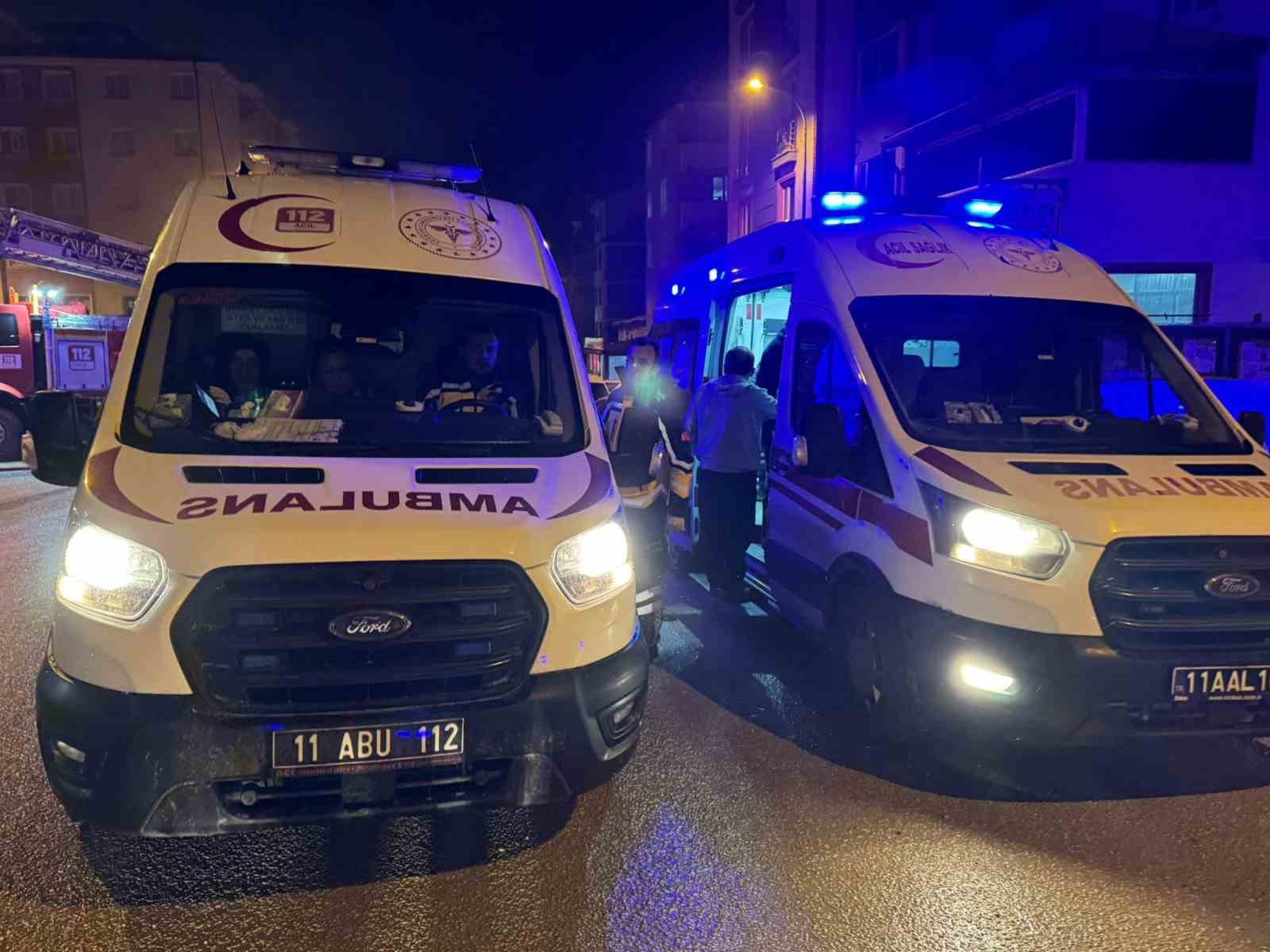 bilecikte-cikan-yanginda-5-kisi-dumandan-etkilendi