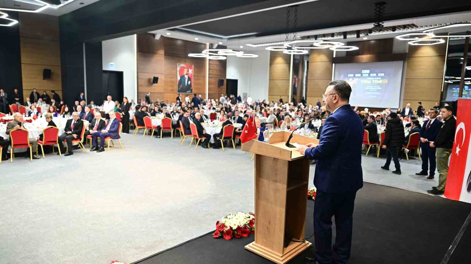 eskisehir-valisi-aksoy-kapim-eskisehirlilere-her-zaman-acik