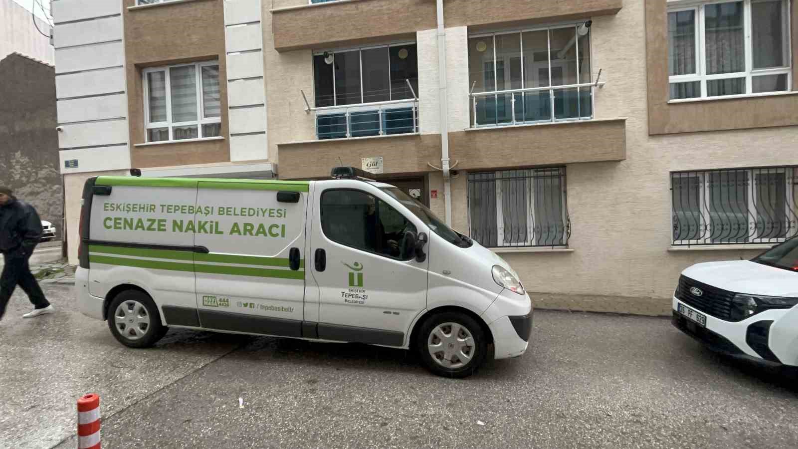 eskisehirde-27-yasindaki-gencin-supheli-olumu-arastiriliyor