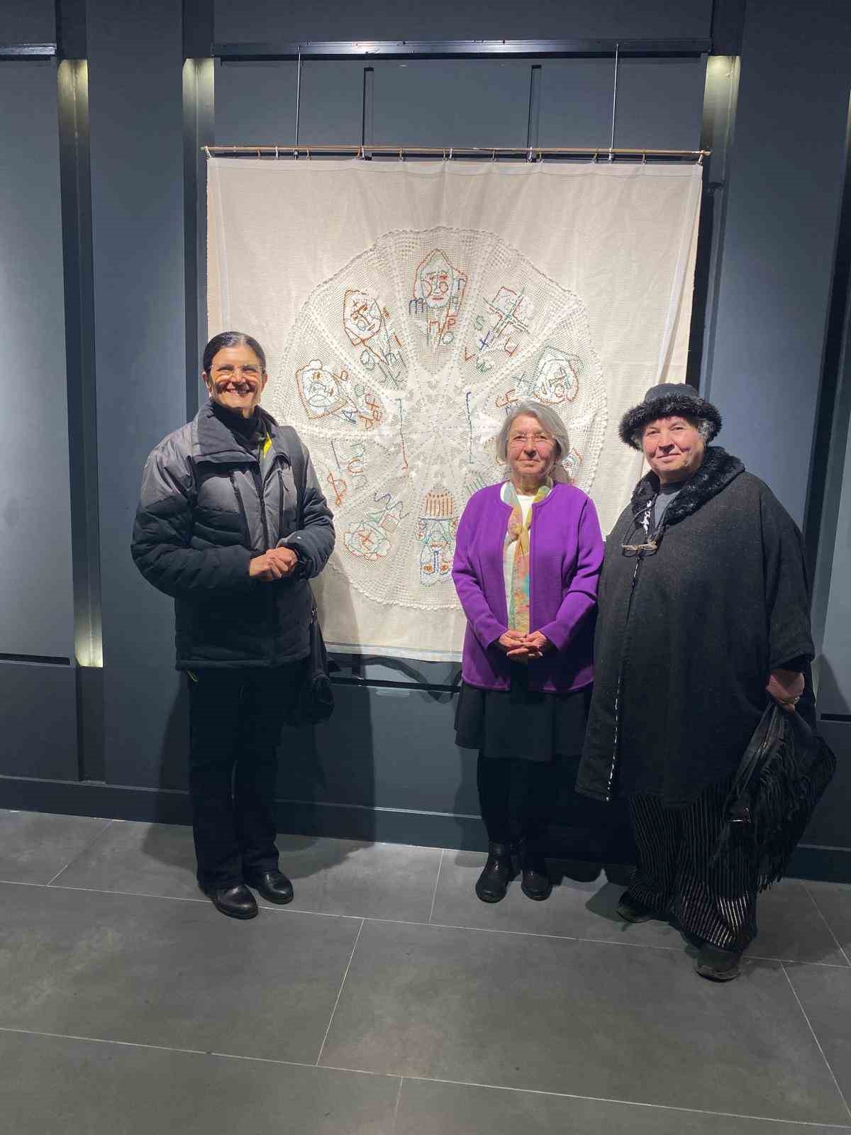 eskisehirde-kare-kok-ksquare-root-k-resim-sergisi-ilgi-gordu