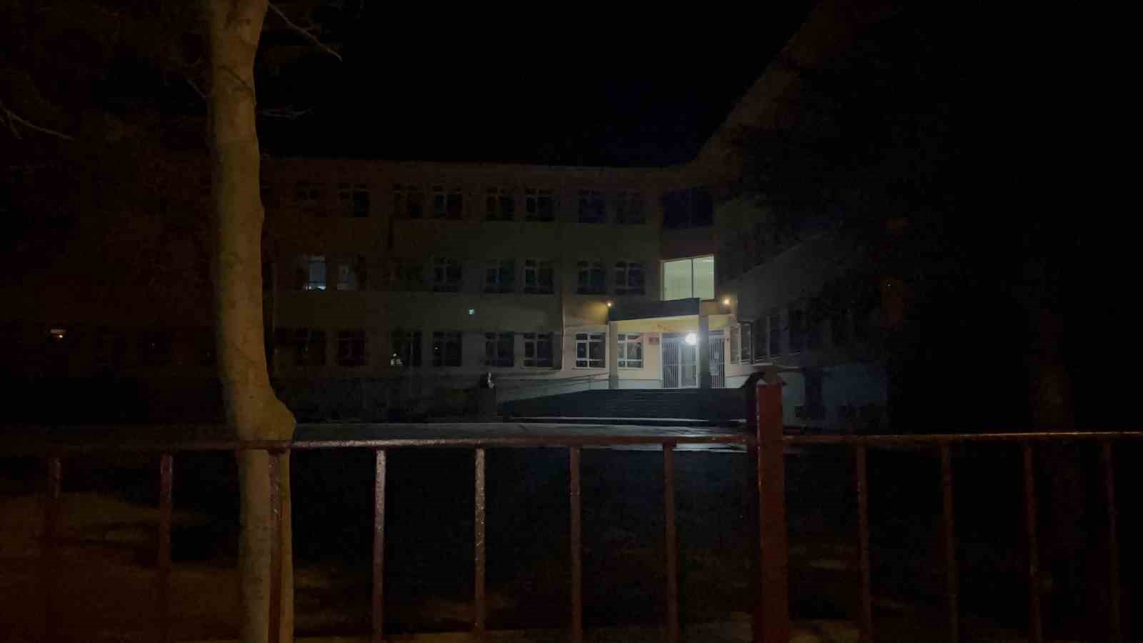 husumetli-3-sahis-baba-ve-ogula-saldirmis