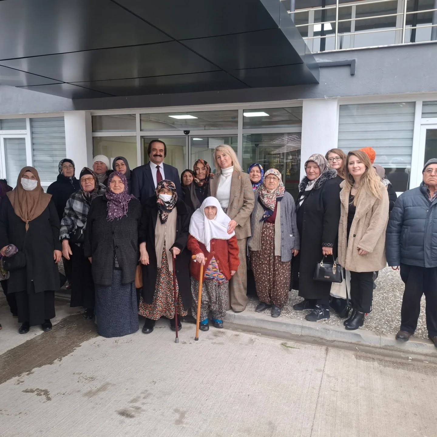 huzurevi-sakinleri-icin-duzenlenen-konserler-suruyor