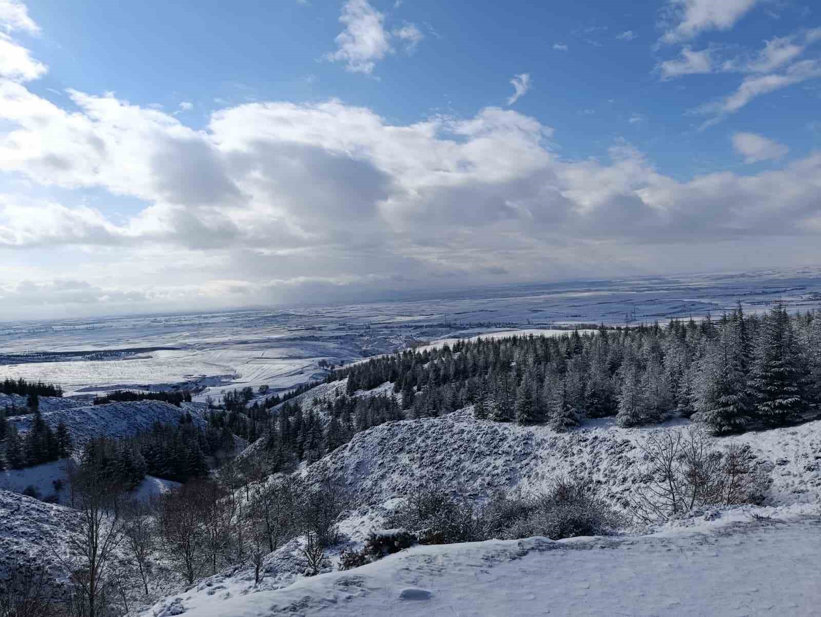 kar-yagisi-sonrasi-kartpostallik-goruntuler-olustu