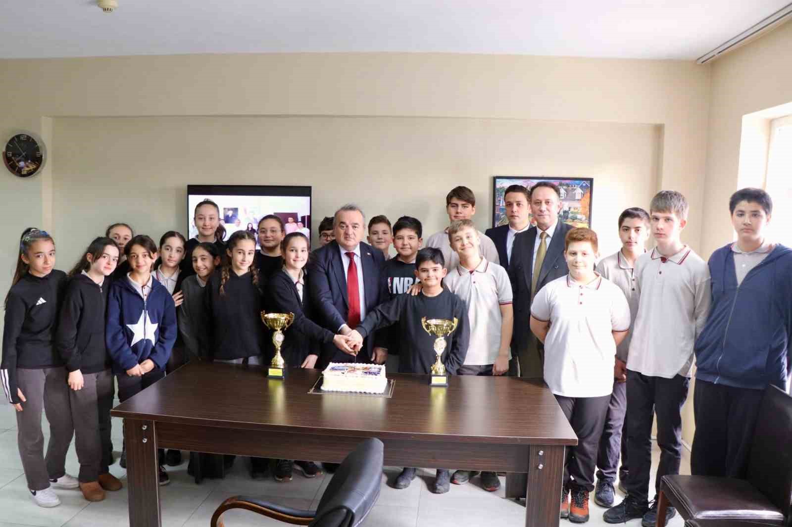 kaymakam-ozturkten-okullara-inceleme