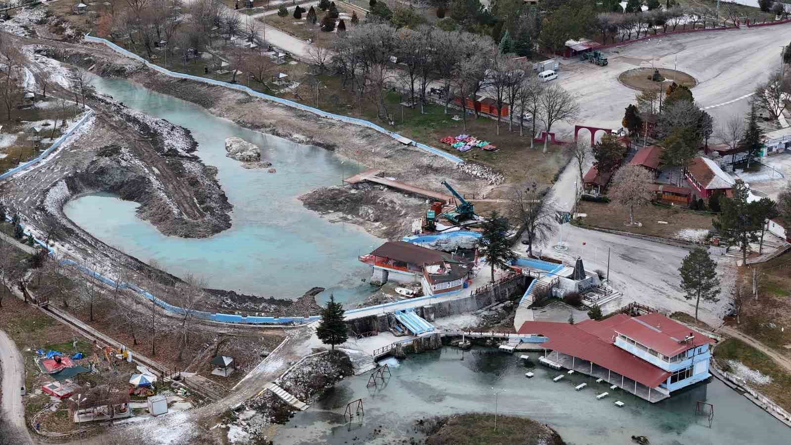 kuruyan-sakarya-nehrinin-dogdugu-nokta-da-dsinin-calismalari-devam-ediyor