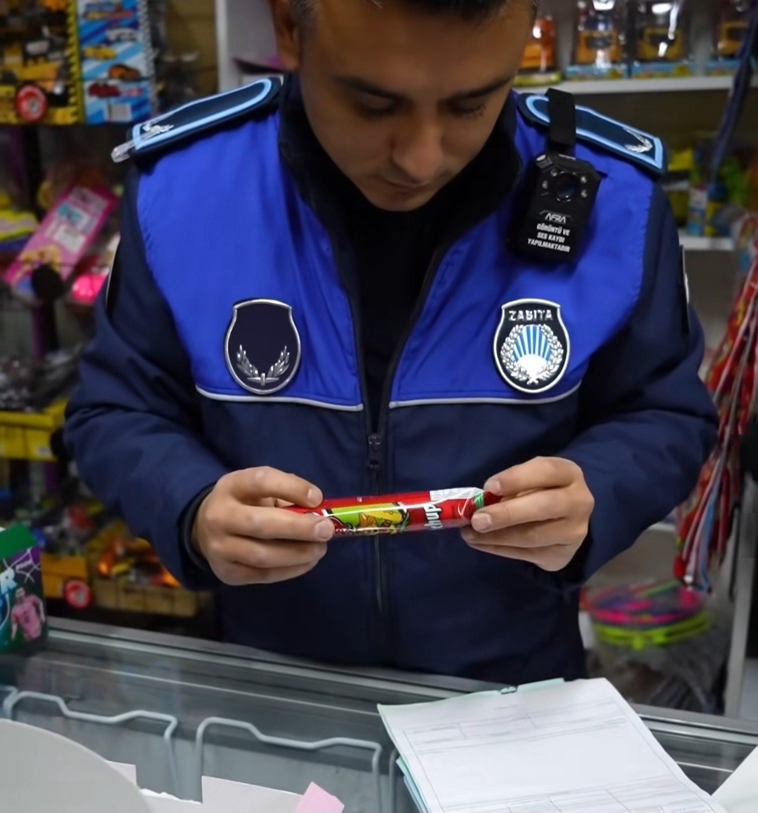 kutahya-belediyesi-zabita-ekipleri-okul-cevrelerinde-denetimlerini-surduruyor