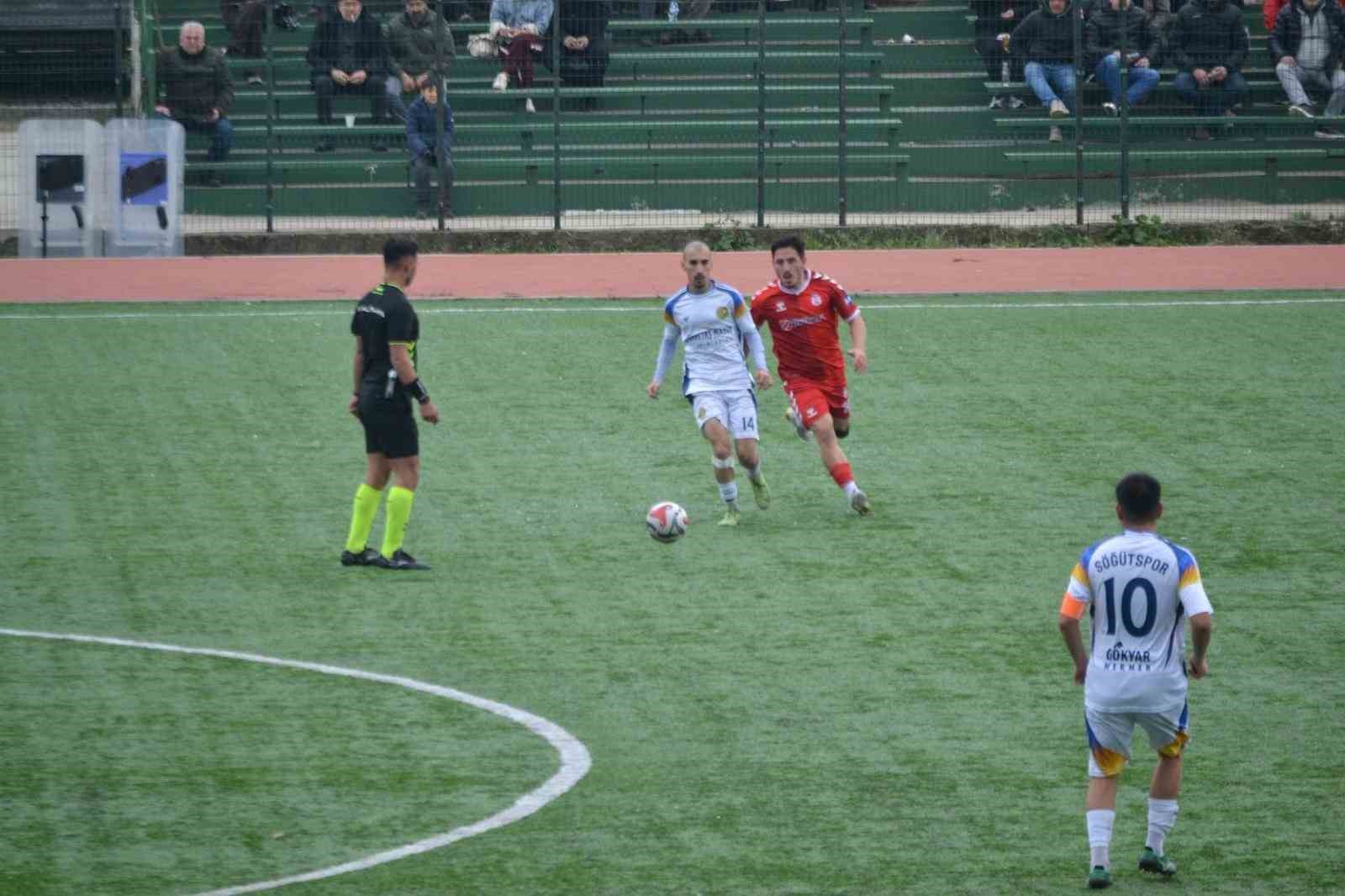 sogutspor-zorlu-deplasmandan-puanla-donmesi-bildi