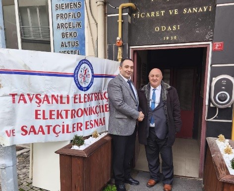 tavsanli-elektrikciler-odasinda-bayrak-degisimi
