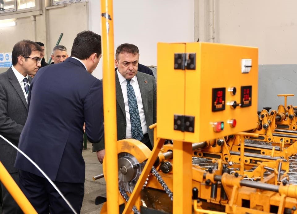 vali-sozer-bozuyuk-acik-ceza-infaz-kurumunda-incelemelerde-bulundu