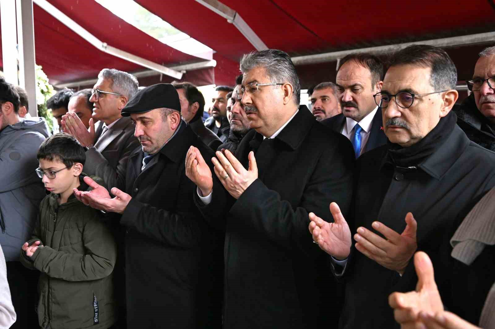 vali-yilmaz-baskan-albayraka-bassagligi-diledi