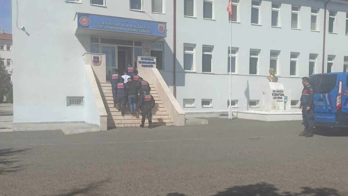Sivrihisar’daki hırsızlık teşebbüsünün failini yakalanması için çalışma başlatıldı