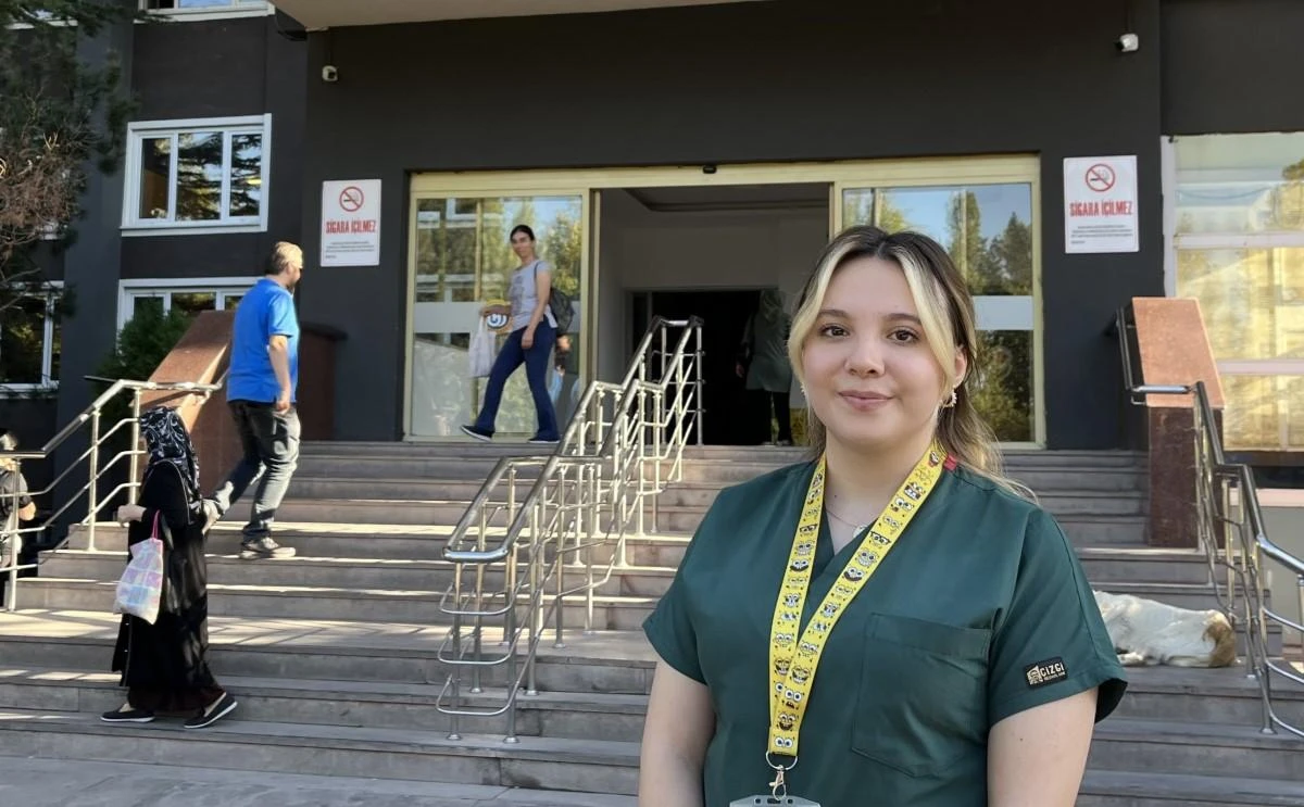 ESOGÜ Hastanesi'nde personel olarak çalışırken tıp fakültesini kazandı