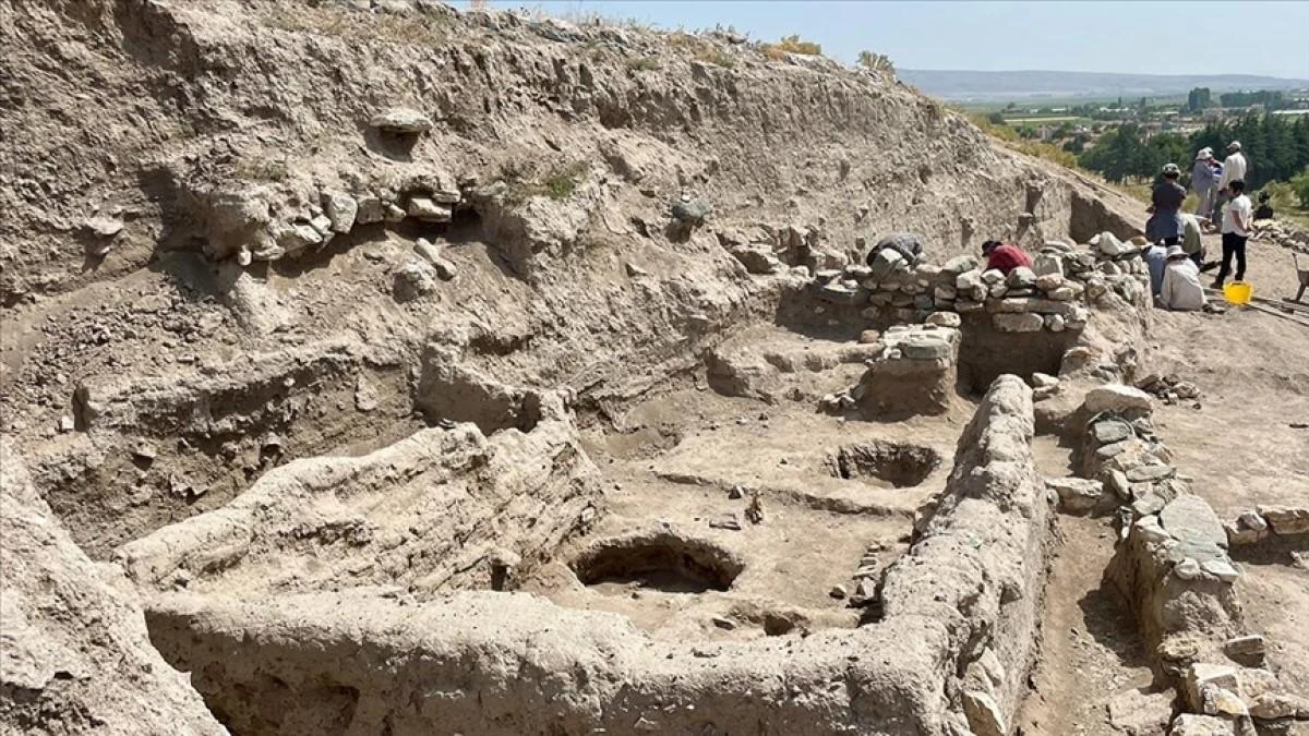 Eskişehir'deki Şarhöyük'te Kurtuluş Savaşı siperlerine rastlandı