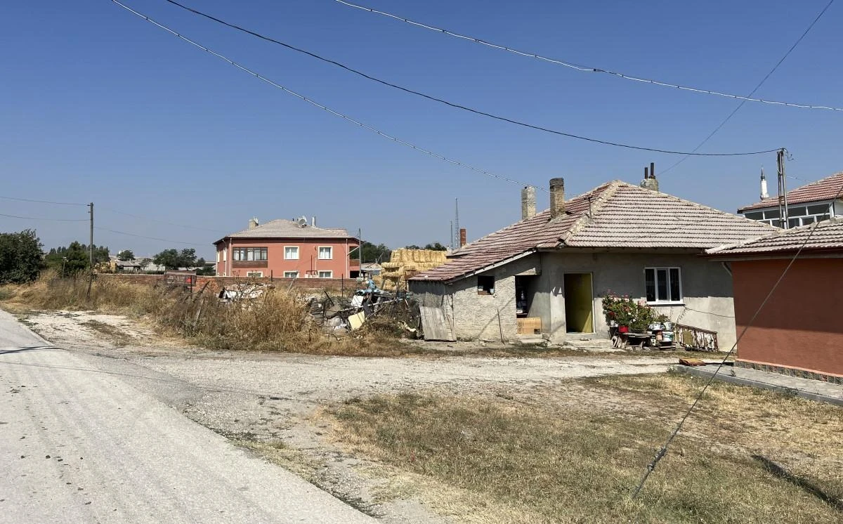Çukurhisar halkı çimento fabrikasının tozu ve dumanı altında