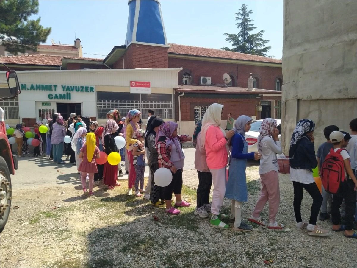 Koşa koşa Kur'an-ı Kerim kursuna geliyorlar