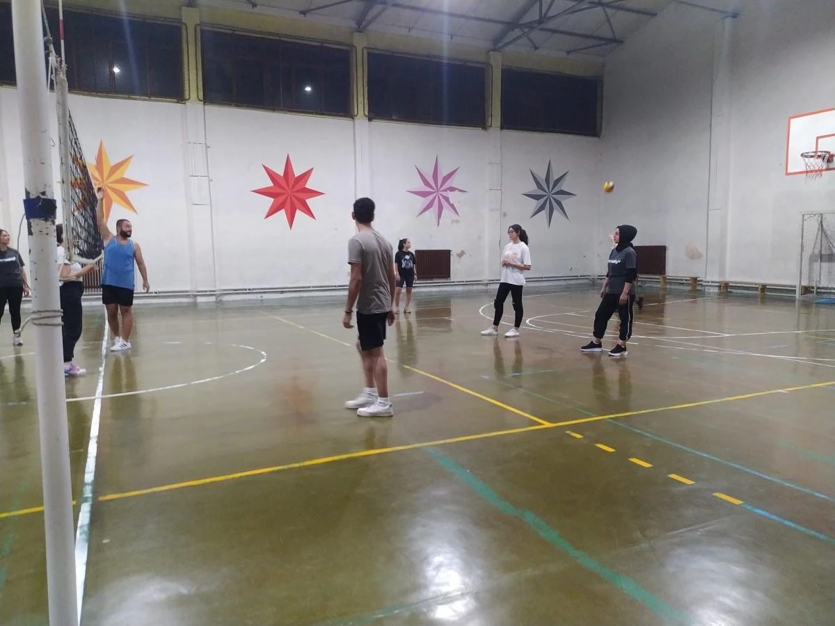 Hem spor yapıyor hem de eğleniyorlar