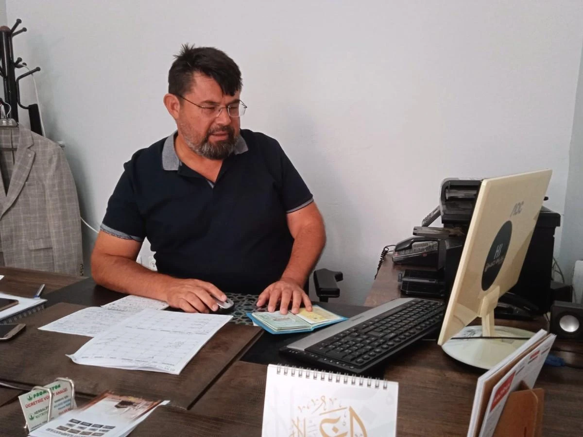Umre ibadeti için vatandaşlara “Dolandırıcı firmalara paralarınızı kaptırmayın” uyarısı