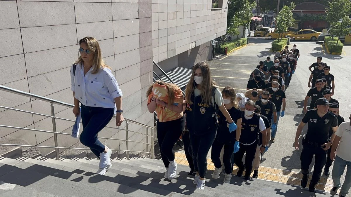 Eskişehir merkezli 7 ilde fuhuş operasyonu 14 gözaltı