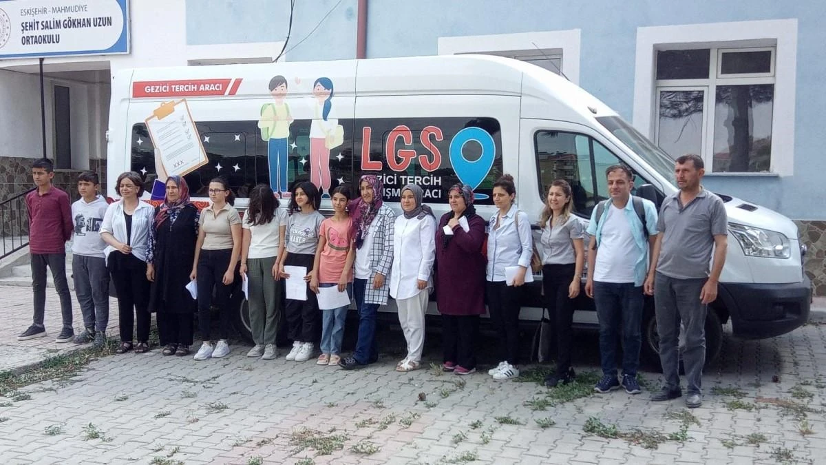 Gezici LGS tercih danışmanlığı aracı yollarda