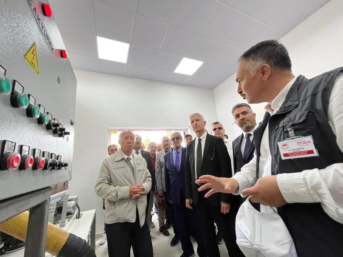 Eskişehir’de Tarla Günü’nde çiftçiler bilgilendi 