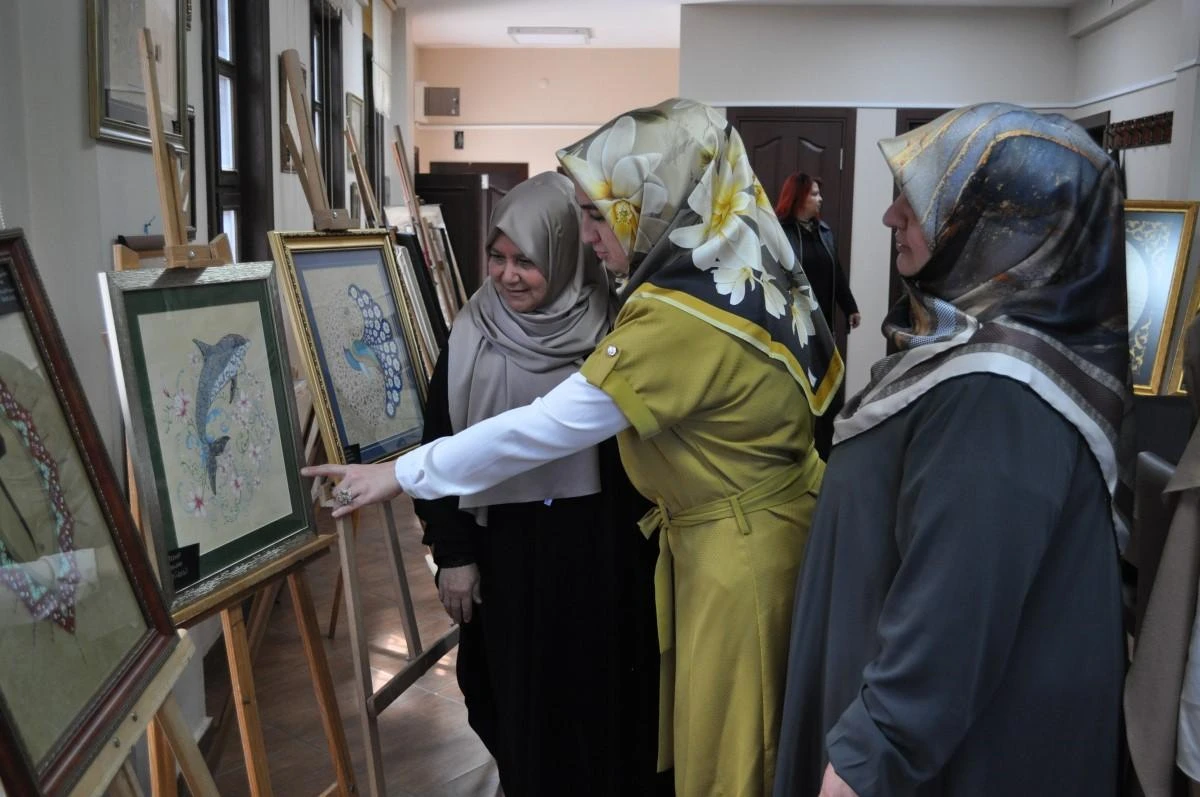 ‘Unutulmaya Yüz Tutmuş Türk İslam Sanatları’ sergisi düzenlendi