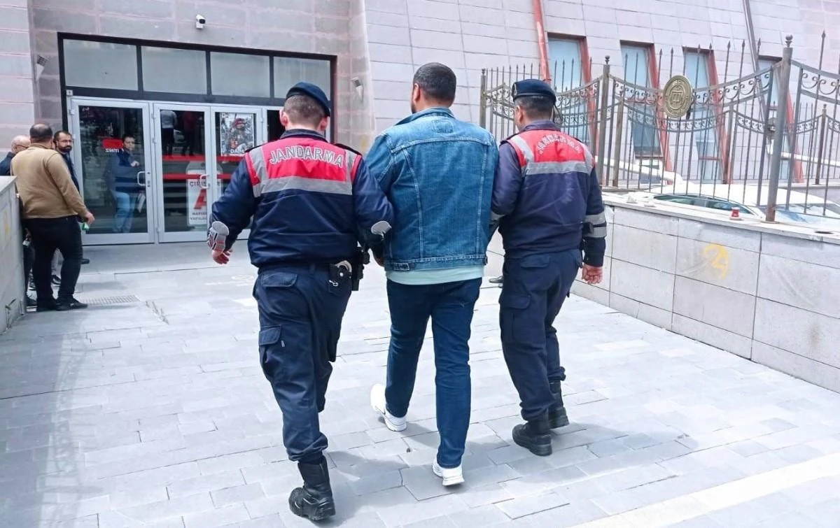 Aranan 6 şüpheli jandarma ekiplerince yakalandı 