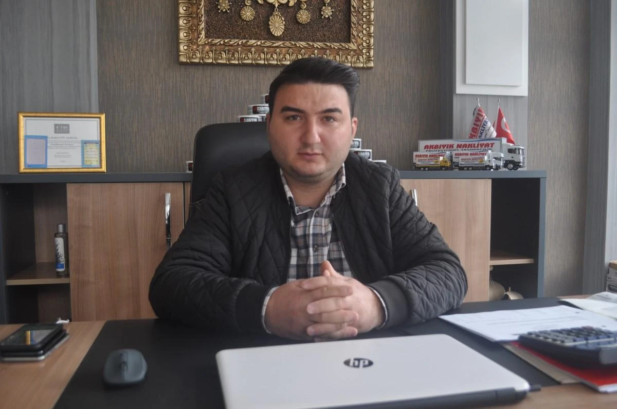 Deprem bölgesinde görev yapan nakliye firmasının müdürü yaşadıklarını anlattı
