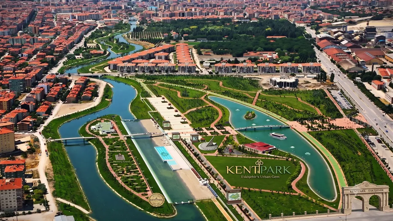 2- Kentpark’ta Dinlenerek Güneşin Batışını İzlemek