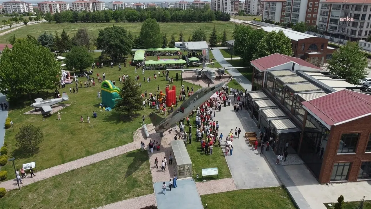 10- Vecihi Hürkuş Havacılık Parkı